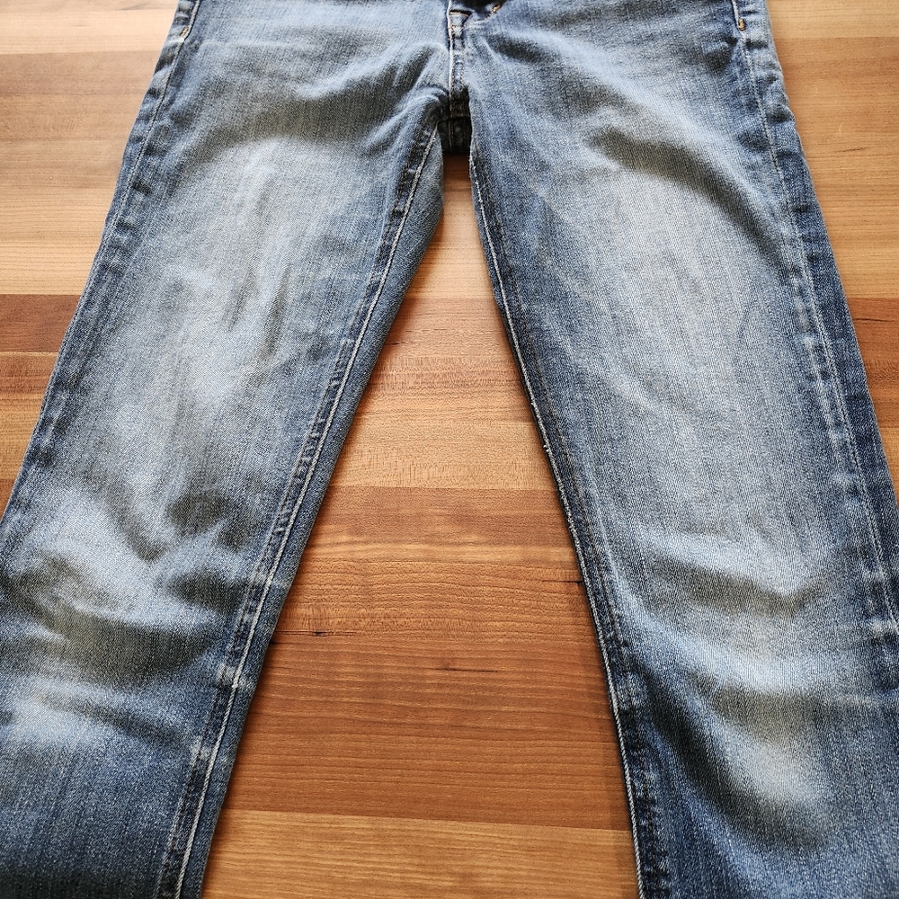 Fidelity Denim Women's Classic Blue Jeans. Size 26. - Picture 3 of 14